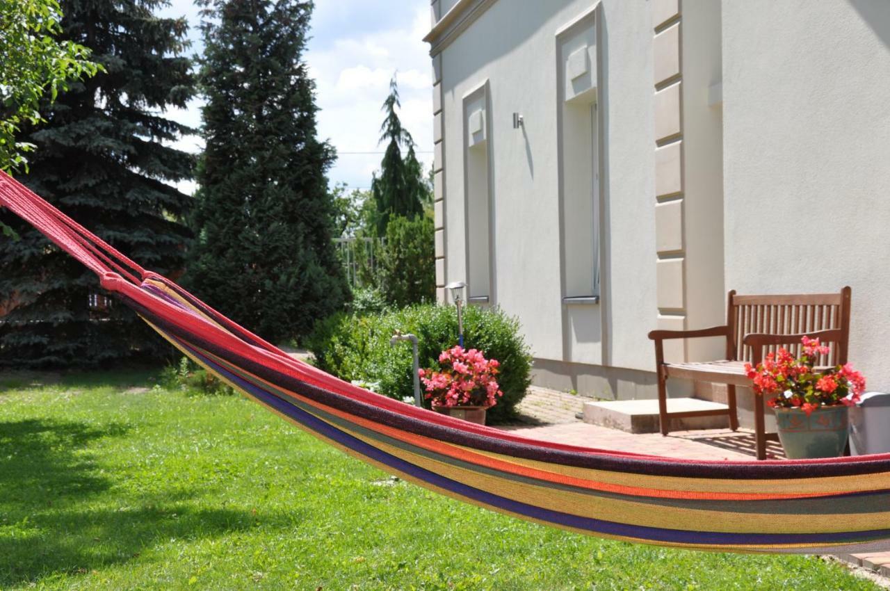 Be Well 3-Rooms Apartment With Parking And Garden Warschau Exterior foto