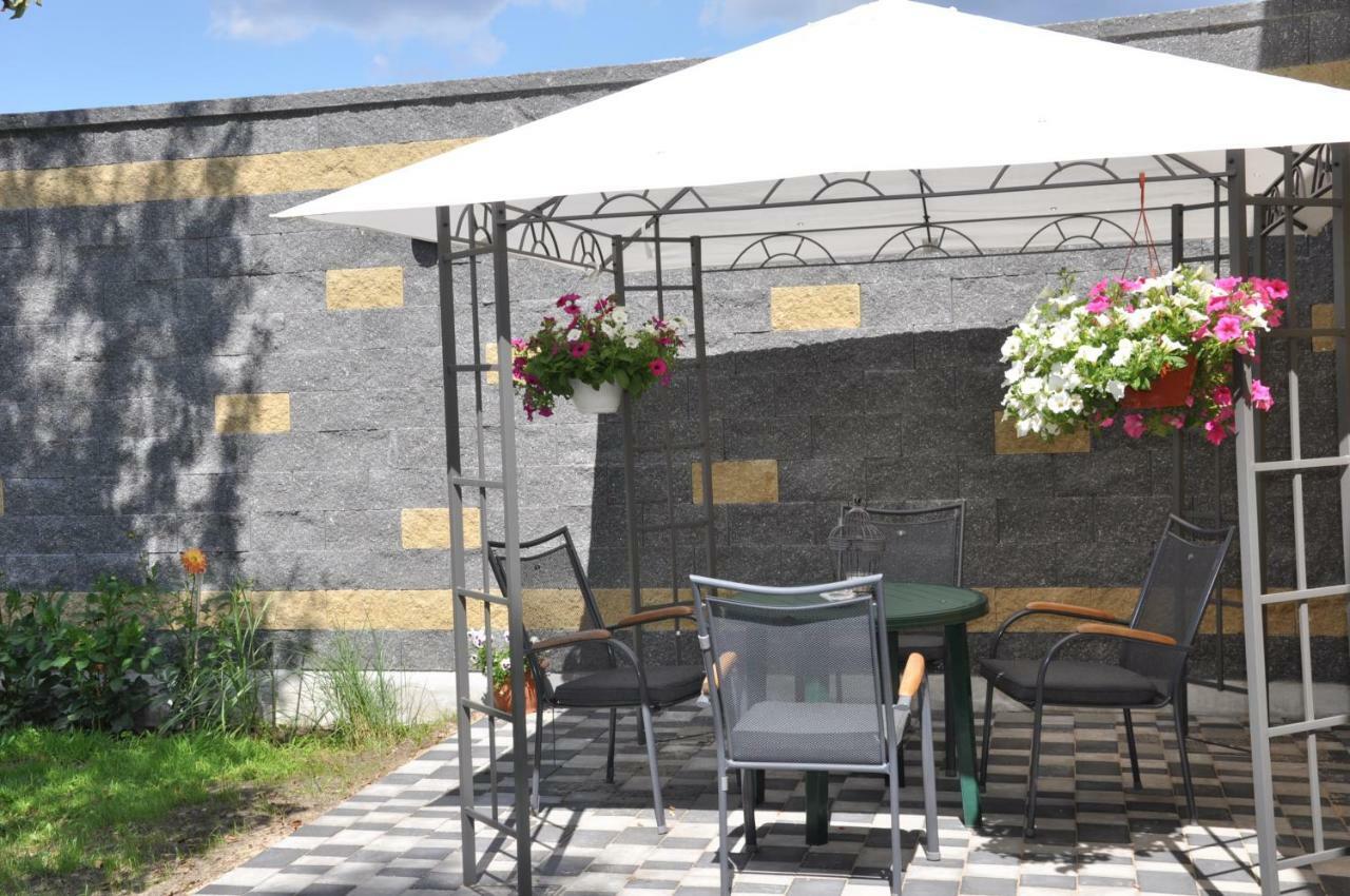 Be Well 3-Rooms Apartment With Parking And Garden Warschau Exterior foto